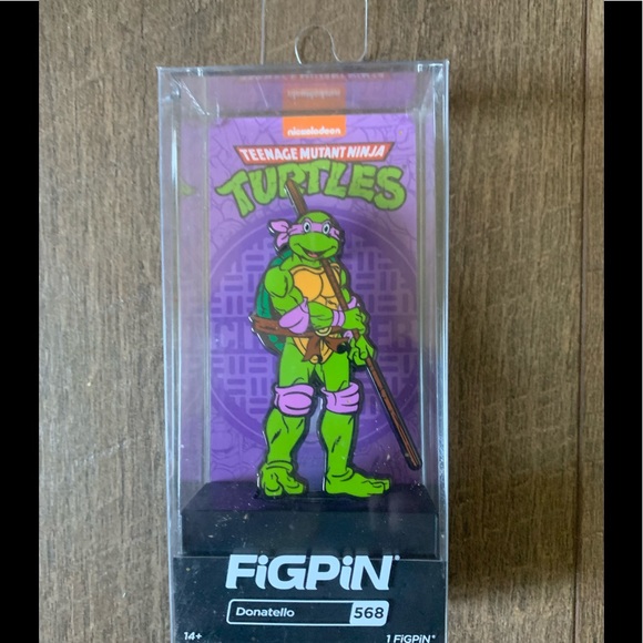 NEW Donatello #568 Teenage Mutant Ninja Turtles FiGPiN Classic - Picture 1 of 3